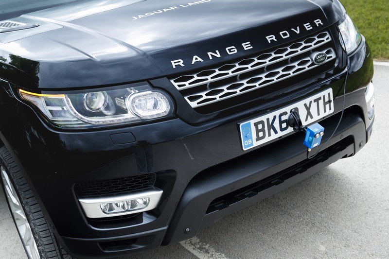 Jaguar Land Rover zkouší autonomní jízdu v terénu